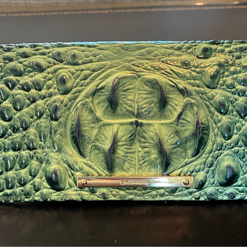 Brahmin Medium Duxbury and Ady Set in “Myrtle” HTF Rare Color - Picture 8 of 10